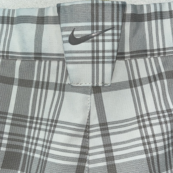 Nike Golf Pants Size 38” Waist and 32” Inseam. Like new condition. - Picture 13 of 13